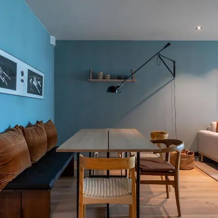 Modern Close To
