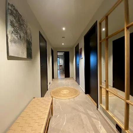 Modern Close To